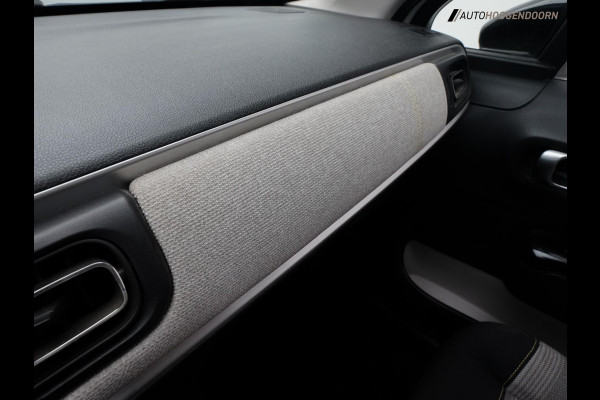 Citroën C3 1.2 PureTech S&S Black & White Edition (APPLE CARPLAY,LED,KEYLESS,DODEHOEK,CAMERA,AIRBUMP,CRUISE,CLIMATE,LM-VELGEN) Citroën C3 1.2 PureTech S&S Black & White Edition (APPLE CARPLAY,LED,KEYLESS,DODEHOEK,CAMERA,AIRBUMP,CRUISE,CLIMATE,LM-VELGEN)