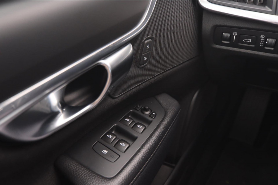 Volvo V90 2.0 D3 Kinetic|Navi Parkpilot Nap Trekhaak Cruise Control Lane Assist ACC Virtual Cockpit Volvo V90 2.0 D3 Kinetic|Navi Parkpilot Nap Trekhaak Cruise Control Lane Assist ACC Virtual Cockpit