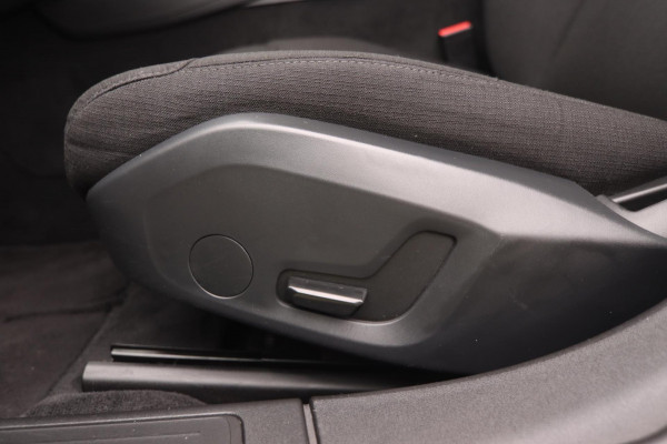 Volvo V90 2.0 D3 Kinetic|Navi Parkpilot Nap Trekhaak Cruise Control Lane Assist ACC Virtual Cockpit Volvo V90 2.0 D3 Kinetic|Navi Parkpilot Nap Trekhaak Cruise Control Lane Assist ACC Virtual Cockpit