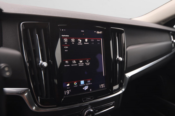 Volvo V90 2.0 D3 Kinetic|Navi Parkpilot Nap Trekhaak Cruise Control Lane Assist ACC Virtual Cockpit Volvo V90 2.0 D3 Kinetic|Navi Parkpilot Nap Trekhaak Cruise Control Lane Assist ACC Virtual Cockpit