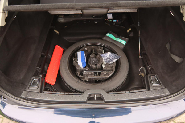 Volvo V90 2.0 D3 Kinetic|Navi Parkpilot Nap Trekhaak Cruise Control Lane Assist ACC Virtual Cockpit Volvo V90 2.0 D3 Kinetic|Navi Parkpilot Nap Trekhaak Cruise Control Lane Assist ACC Virtual Cockpit