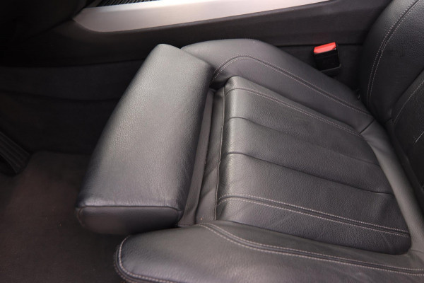 BMW X5 XDrive35i High Executive M-sport| Camera Pano X-Drive Trekhaak Digitale Cockpit ShadowLine Comfortstoelen Stoelverw.