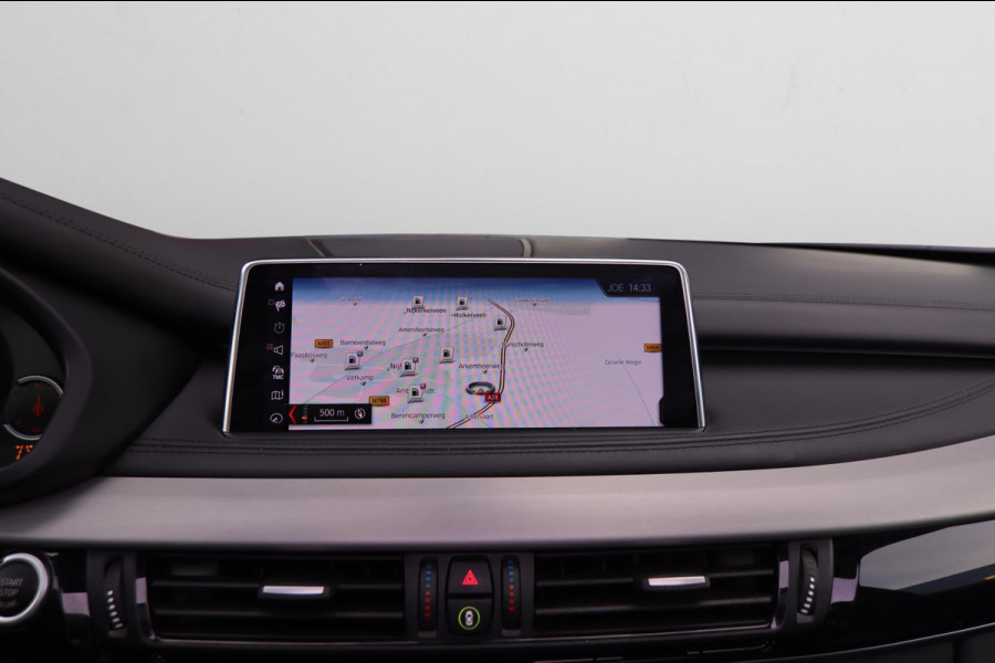 BMW X5 XDrive35i High Executive M-sport| Camera Pano X-Drive Trekhaak Digitale Cockpit ShadowLine Comfortstoelen Stoelverw.