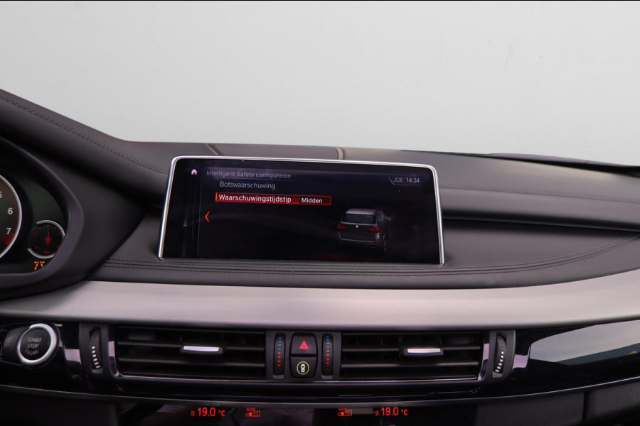 BMW X5 XDrive35i High Executive M-sport| Camera Pano X-Drive Trekhaak Digitale Cockpit ShadowLine Comfortstoelen Stoelverw.