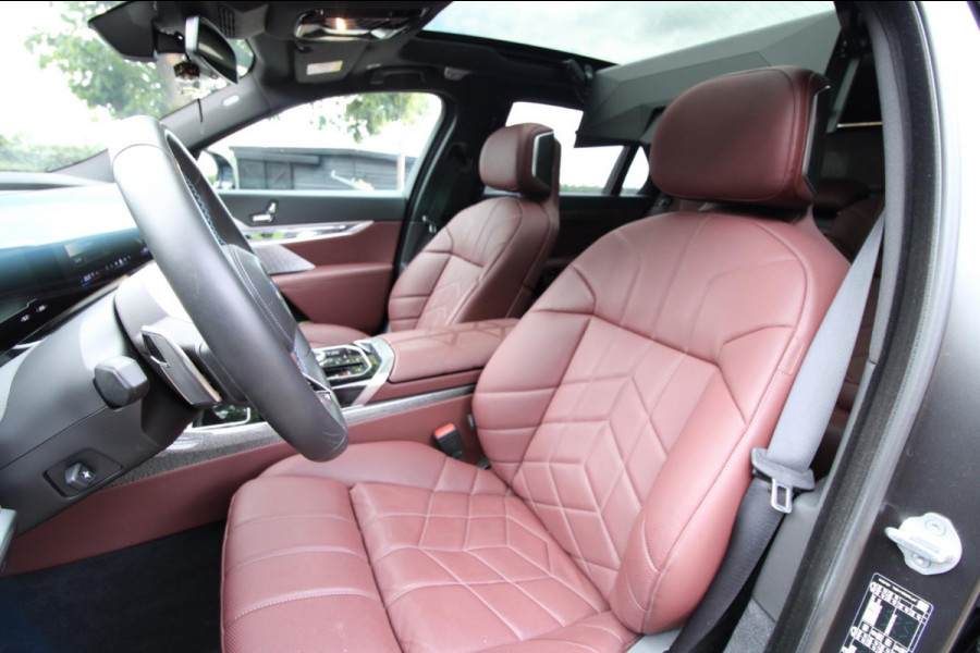 BMW i7 BMW i7 M70 xDrive | Individual uitvoering | 2023| BTW-auto | Volledige fabrieksgarantie