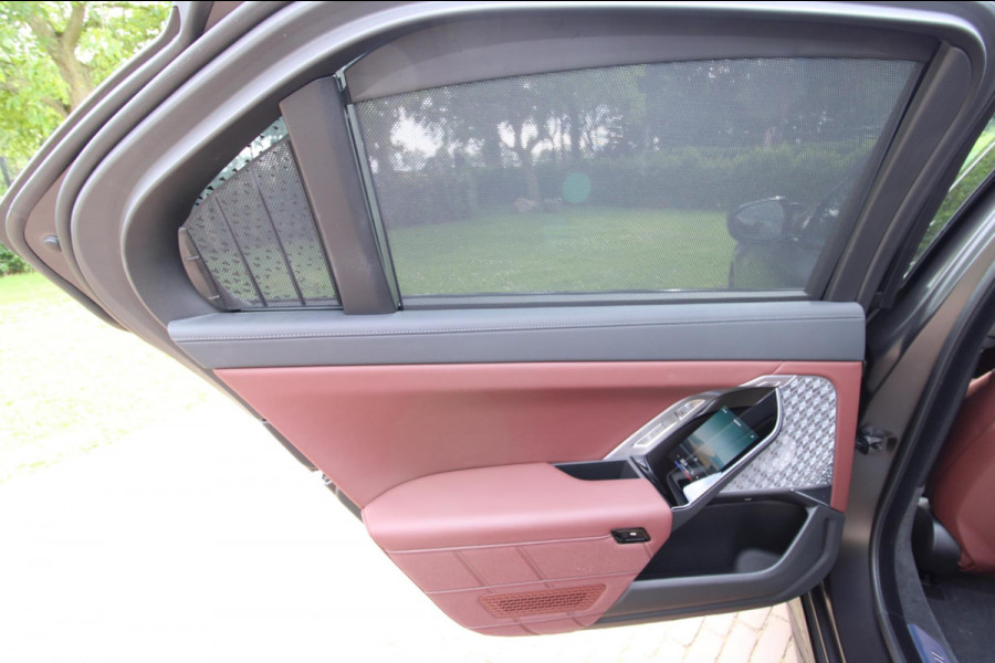 BMW i7 BMW i7 M70 xDrive | Individual uitvoering | 2023| BTW-auto | Volledige fabrieksgarantie