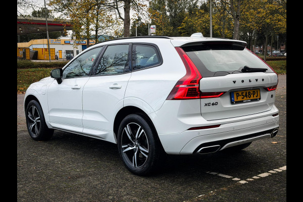 Volvo XC60 2.0 T8 Twin Engine AWD R-Design Panorama|Trekhaak Volvo XC60 2.0 T8 Twin Engine AWD R-Design Panorama|Trekhaak