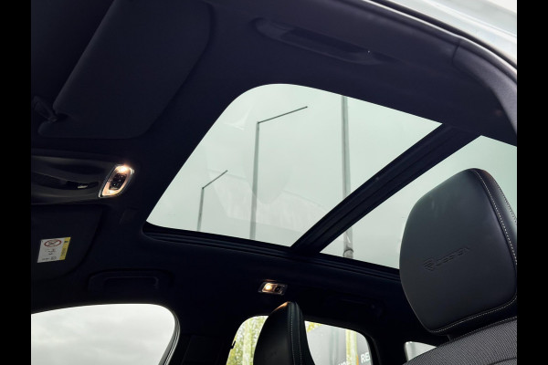 Volvo XC60 2.0 T8 Twin Engine AWD R-Design Panorama|Trekhaak Volvo XC60 2.0 T8 Twin Engine AWD R-Design Panorama|Trekhaak