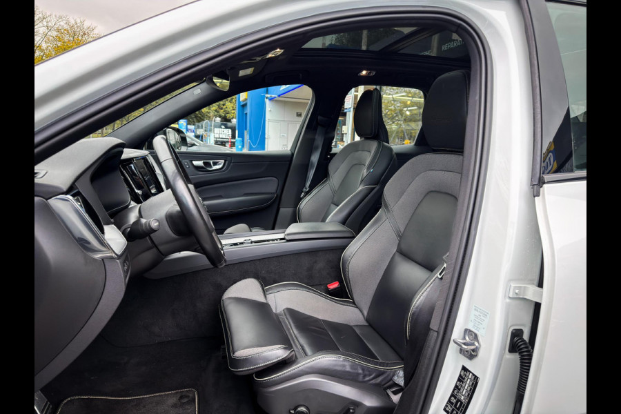 Volvo XC60 2.0 T8 Twin Engine AWD R-Design Panorama|Trekhaak Volvo XC60 2.0 T8 Twin Engine AWD R-Design Panorama|Trekhaak