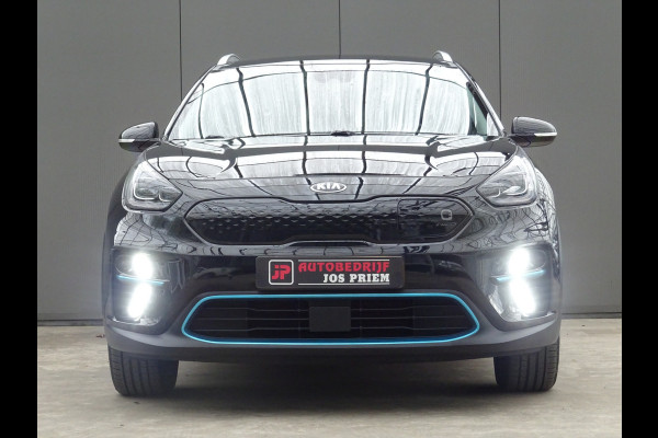 Kia e-Niro ExecutiveLine 64 kWh * LEER * TREKHAAK * 474 KM ACCU RANGE !! Kia e-Niro ExecutiveLine 64 kWh * LEER * TREKHAAK * 474 KM ACCU RANGE !!