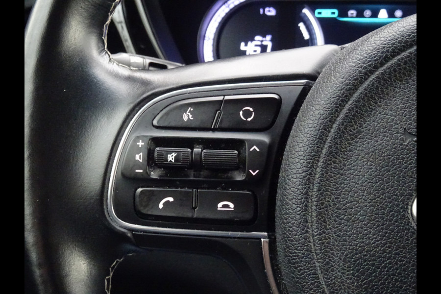 Kia e-Niro ExecutiveLine 64 kWh * LEER * TREKHAAK * 474 KM ACCU RANGE !! Kia e-Niro ExecutiveLine 64 kWh * LEER * TREKHAAK * 474 KM ACCU RANGE !!