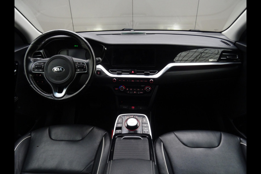 Kia e-Niro ExecutiveLine 64 kWh * LEER * TREKHAAK * 474 KM ACCU RANGE !! Kia e-Niro ExecutiveLine 64 kWh * LEER * TREKHAAK * 474 KM ACCU RANGE !!