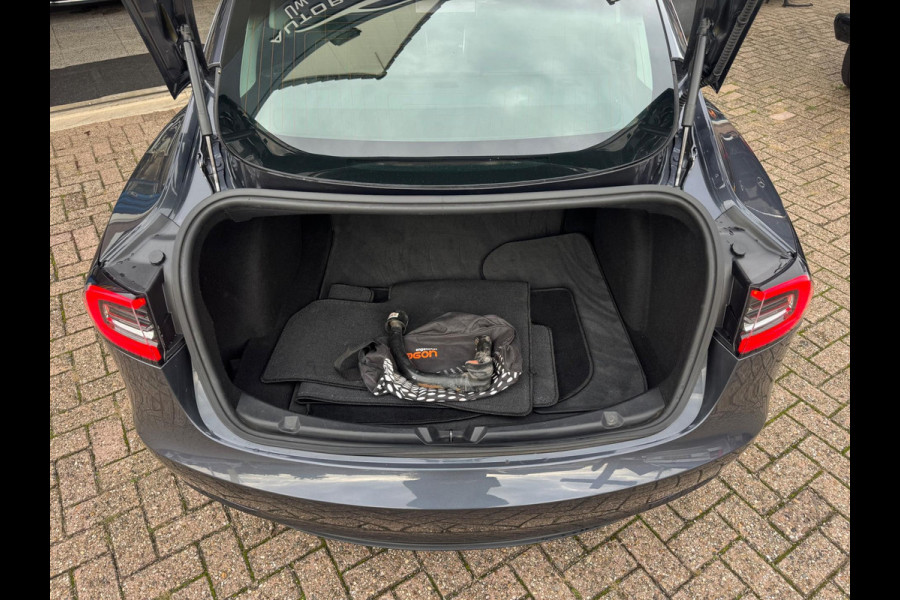 Tesla Model 3 Standard RWD Plus 60 kWh 2019 NAP BTW 1e Eig! Tesla Model 3 Standard RWD Plus 60 kWh 2019 NAP BTW 1e Eig!