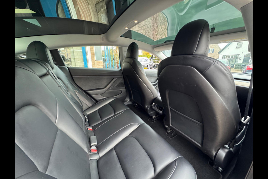 Tesla Model 3 Standard RWD Plus 60 kWh 2019 NAP BTW 1e Eig! Tesla Model 3 Standard RWD Plus 60 kWh 2019 NAP BTW 1e Eig!