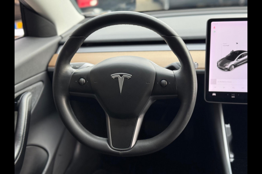 Tesla Model 3 Standard RWD Plus 60 kWh 2019 NAP BTW 1e Eig! Tesla Model 3 Standard RWD Plus 60 kWh 2019 NAP BTW 1e Eig!