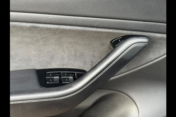 Tesla Model 3 Standard RWD Plus 60 kWh 2019 NAP BTW 1e Eig! Tesla Model 3 Standard RWD Plus 60 kWh 2019 NAP BTW 1e Eig!