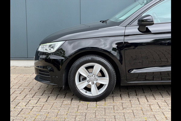 Audi A1 Sportback 1.0 TFSI Pro Line * Stoelverwarming * Led * Lichtmetalen Velgen Audi A1 Sportback 1.0 TFSI Pro Line * Stoelverwarming * Led * Lichtmetalen Velgen