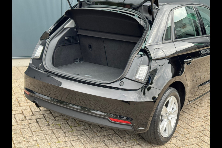 Audi A1 Sportback 1.0 TFSI Pro Line * Stoelverwarming * Led * Lichtmetalen Velgen Audi A1 Sportback 1.0 TFSI Pro Line * Stoelverwarming * Led * Lichtmetalen Velgen