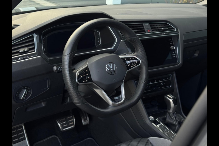 Volkswagen Tiguan 1.5 TSI R-Line 2024 IQ LIGHT PANO NAVI CAMERA CLIMATE SPORTVELGE