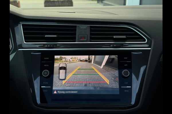 Volkswagen Tiguan 1.5 TSI R-Line 2024 IQ LIGHT PANO NAVI CAMERA CLIMATE SPORTVELGE