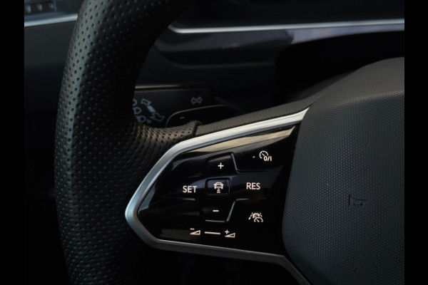 Volkswagen Tiguan 1.5 TSI R-Line 2024 IQ LIGHT PANO NAVI CAMERA CLIMATE SPORTVELGE