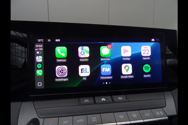 Opel Astra Sports Tourer 1.2 Turbo * PDC * CARPLAY * TREKHAAK !! Opel Astra Sports Tourer 1.2 Turbo * PDC * CARPLAY * TREKHAAK !!