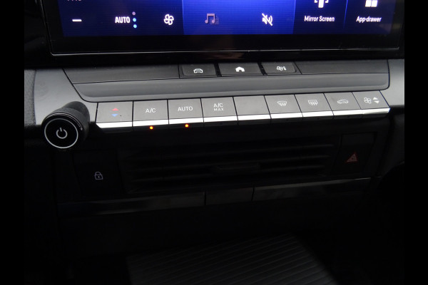 Opel Astra Sports Tourer 1.2 Turbo * PDC * CARPLAY * TREKHAAK !! Opel Astra Sports Tourer 1.2 Turbo * PDC * CARPLAY * TREKHAAK !!