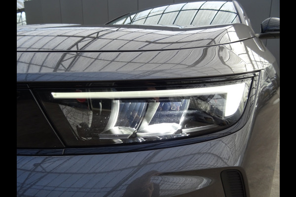 Opel Astra Sports Tourer 1.2 Turbo * PDC * CARPLAY * TREKHAAK !! Opel Astra Sports Tourer 1.2 Turbo * PDC * CARPLAY * TREKHAAK !!