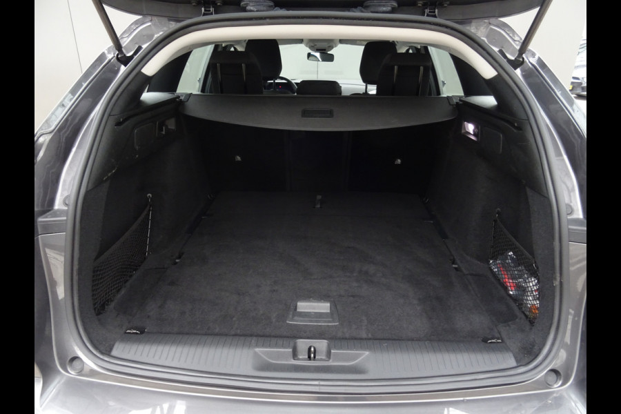 Opel Astra Sports Tourer 1.2 Turbo * PDC * CARPLAY * TREKHAAK !! Opel Astra Sports Tourer 1.2 Turbo * PDC * CARPLAY * TREKHAAK !!