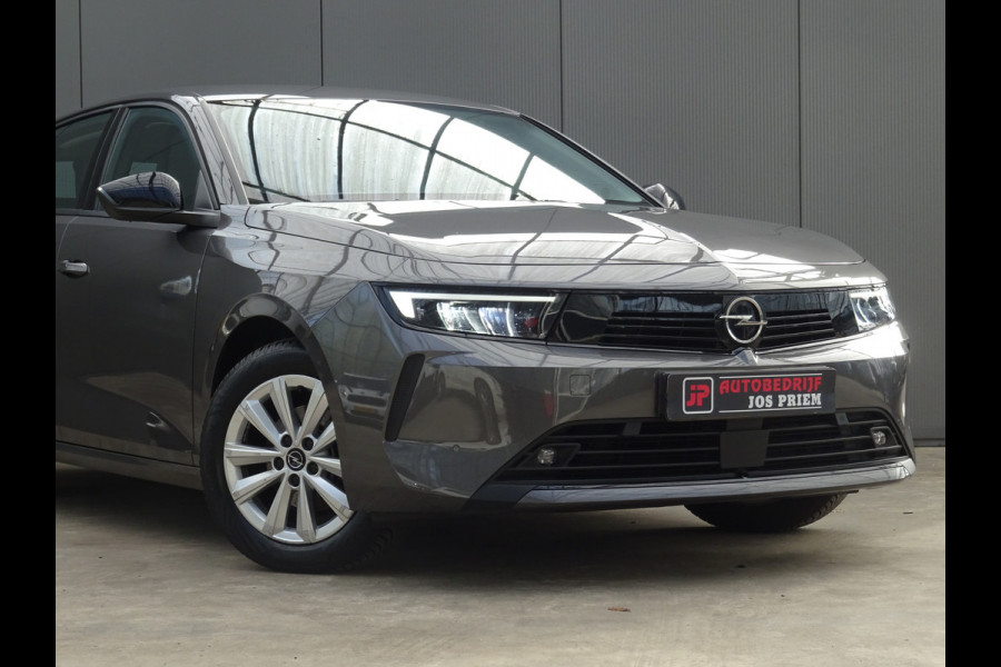 Opel Astra Sports Tourer 1.2 Turbo * PDC * CARPLAY * TREKHAAK !! Opel Astra Sports Tourer 1.2 Turbo * PDC * CARPLAY * TREKHAAK !!