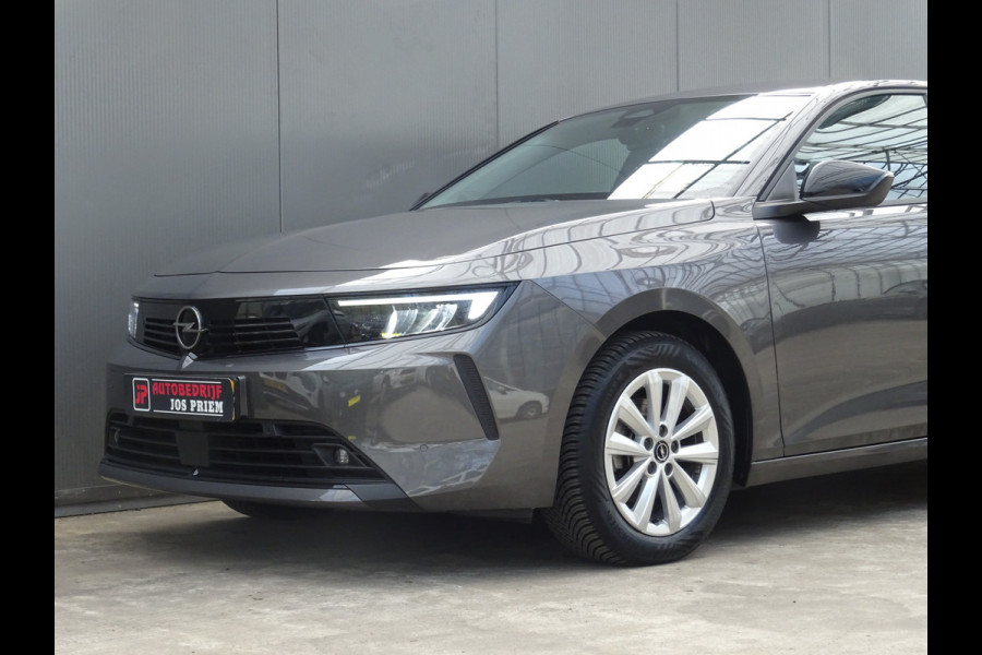 Opel Astra Sports Tourer 1.2 Turbo * PDC * CARPLAY * TREKHAAK !! Opel Astra Sports Tourer 1.2 Turbo * PDC * CARPLAY * TREKHAAK !!