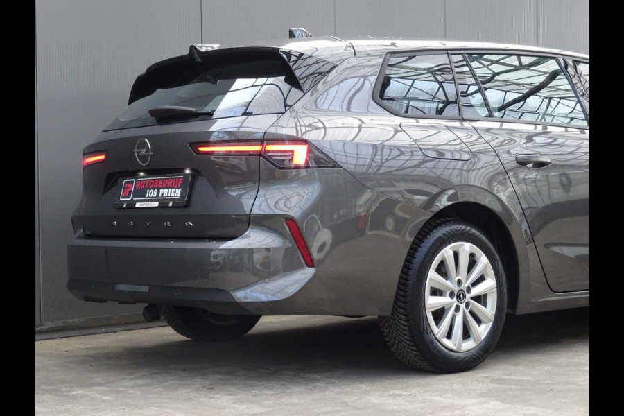 Opel Astra Sports Tourer 1.2 Turbo * PDC * CARPLAY * TREKHAAK !! Opel Astra Sports Tourer 1.2 Turbo * PDC * CARPLAY * TREKHAAK !!