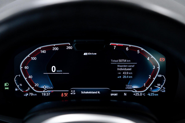 BMW X5 xDrive45e High Executive Achteras|Pano|LuchtV|360º|22inch|M-Sport BMW X5 xDrive45e High Executive Achteras|Pano|LuchtV|360º|22inch|M-Sport