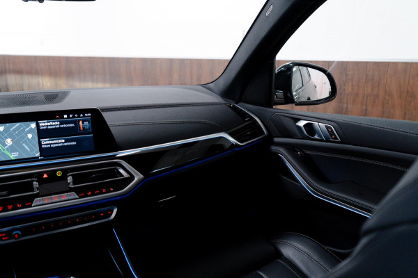 BMW X5 xDrive45e High Executive Achteras|Pano|LuchtV|360º|22inch|M-Sport BMW X5 xDrive45e High Executive Achteras|Pano|LuchtV|360º|22inch|M-Sport