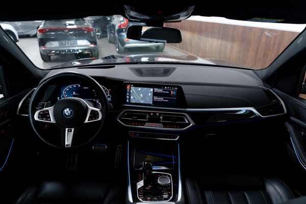 BMW X5 xDrive45e High Executive Achteras|Pano|LuchtV|360º|22inch|M-Sport BMW X5 xDrive45e High Executive Achteras|Pano|LuchtV|360º|22inch|M-Sport