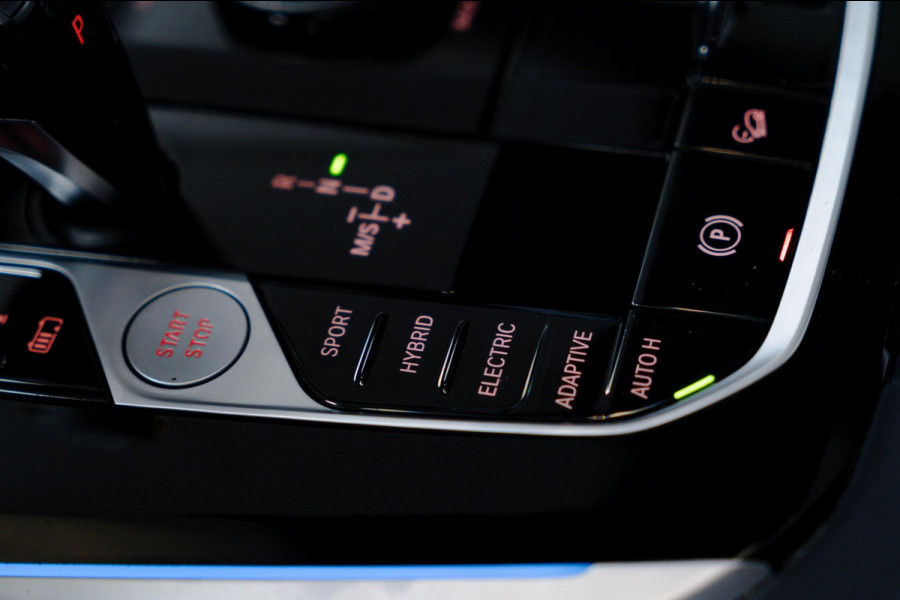 BMW X5 xDrive45e High Executive Achteras|Pano|LuchtV|360º|22inch|M-Sport BMW X5 xDrive45e High Executive Achteras|Pano|LuchtV|360º|22inch|M-Sport