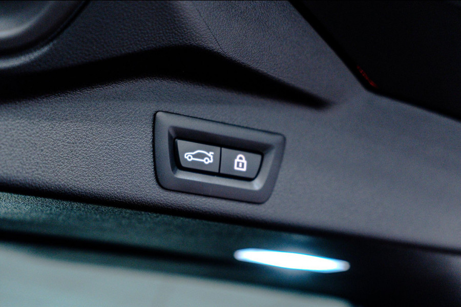 BMW X5 xDrive45e High Executive Achteras|Pano|LuchtV|360º|22inch|M-Sport BMW X5 xDrive45e High Executive Achteras|Pano|LuchtV|360º|22inch|M-Sport