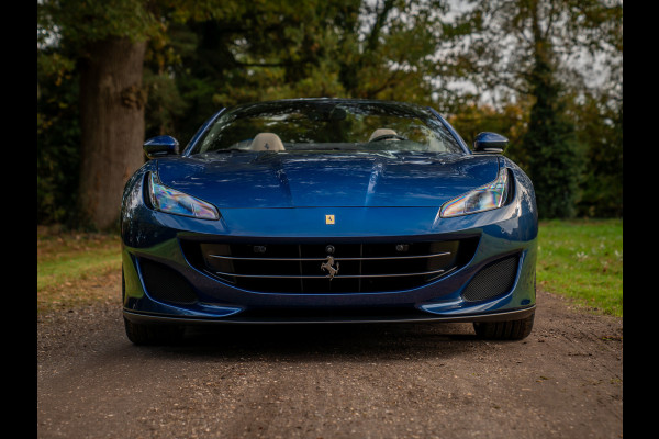 Ferrari Portofino 3.9 V8 HELE | Full PPF | Pass. display | Camera v+a | JBL | Blu Tour de France Ferrari Portofino 3.9 V8 HELE | Full PPF | Pass. display | Camera v+a | JBL | Blu Tour de France