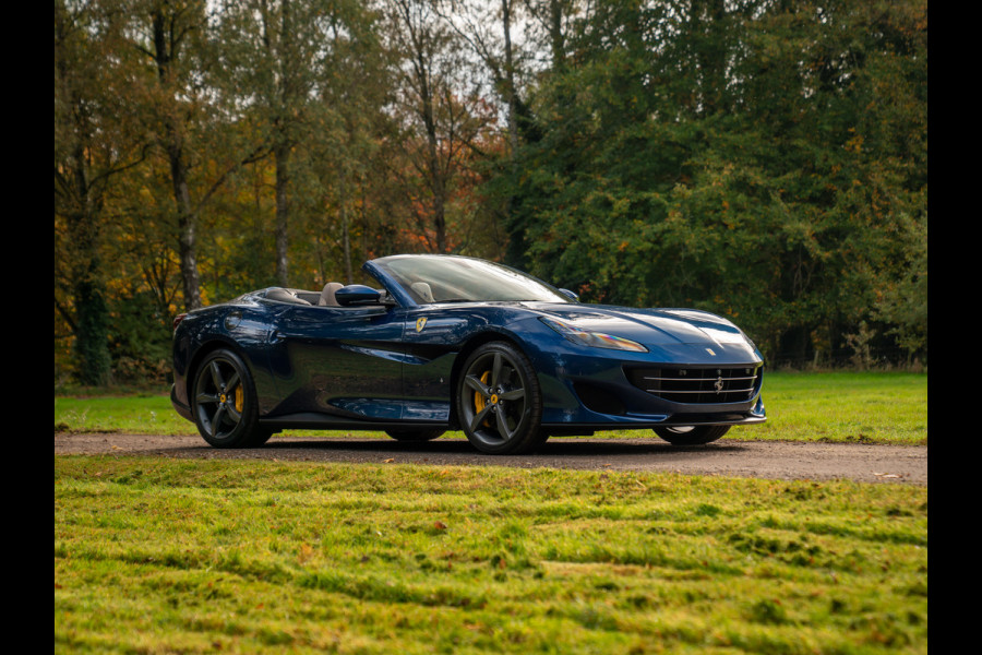 Ferrari Portofino 3.9 V8 HELE | Full PPF | Pass. display | Camera v+a | JBL | Blu Tour de France Ferrari Portofino 3.9 V8 HELE | Full PPF | Pass. display | Camera v+a | JBL | Blu Tour de France