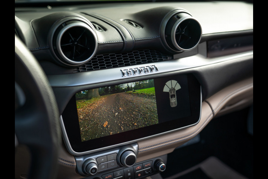 Ferrari Portofino 3.9 V8 HELE | Full PPF | Pass. display | Camera v+a | JBL | Blu Tour de France Ferrari Portofino 3.9 V8 HELE | Full PPF | Pass. display | Camera v+a | JBL | Blu Tour de France