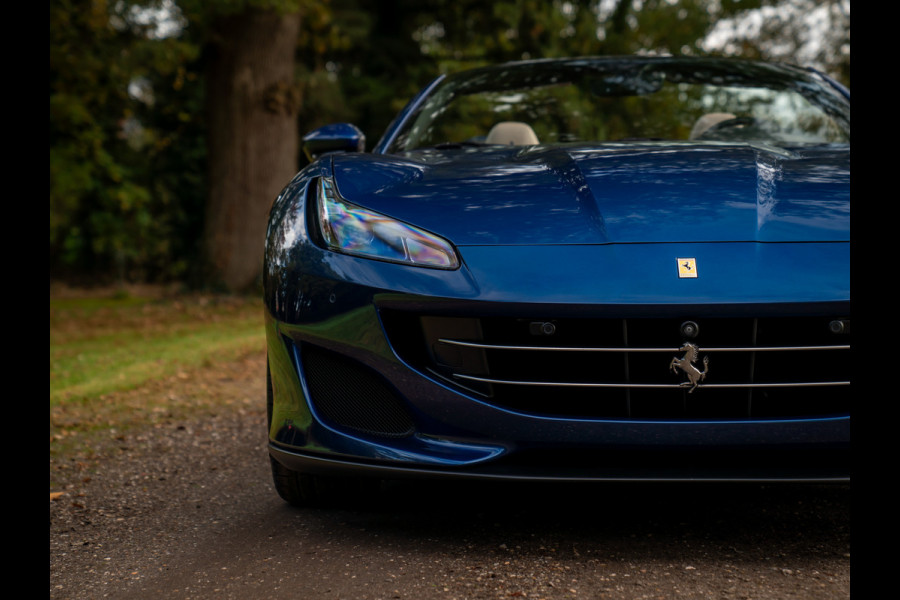 Ferrari Portofino 3.9 V8 HELE | Full PPF | Pass. display | Camera v+a | JBL | Blu Tour de France Ferrari Portofino 3.9 V8 HELE | Full PPF | Pass. display | Camera v+a | JBL | Blu Tour de France