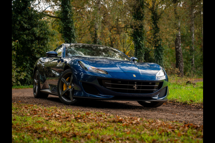 Ferrari Portofino 3.9 V8 HELE | Full PPF | Pass. display | Camera v+a | JBL | Blu Tour de France Ferrari Portofino 3.9 V8 HELE | Full PPF | Pass. display | Camera v+a | JBL | Blu Tour de France