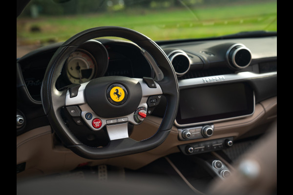 Ferrari Portofino 3.9 V8 HELE | Full PPF | Pass. display | Camera v+a | JBL | Blu Tour de France Ferrari Portofino 3.9 V8 HELE | Full PPF | Pass. display | Camera v+a | JBL | Blu Tour de France