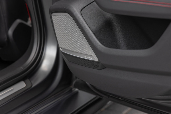 Audi RS6 Avant 4.0 TFSI 720pk MTM Quattro Pano Eventuri Milltek Keramisch B&O Advanced Audi RS6 Avant 4.0 TFSI 720pk MTM Quattro Pano Eventuri Milltek Keramisch B&O Advanced