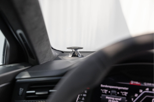 Audi RS6 Avant 4.0 TFSI 720pk MTM Quattro Pano Eventuri Milltek Keramisch B&O Advanced Audi RS6 Avant 4.0 TFSI 720pk MTM Quattro Pano Eventuri Milltek Keramisch B&O Advanced