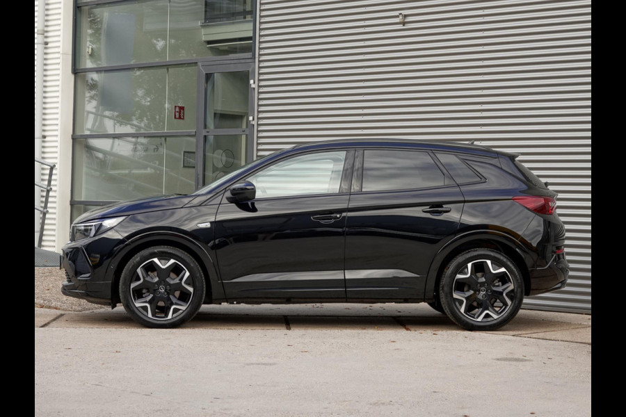 Opel Grandland 1.2 Turbo Hybrid GS Leder interieur Opel Grandland 1.2 Turbo Hybrid GS Leder interieur