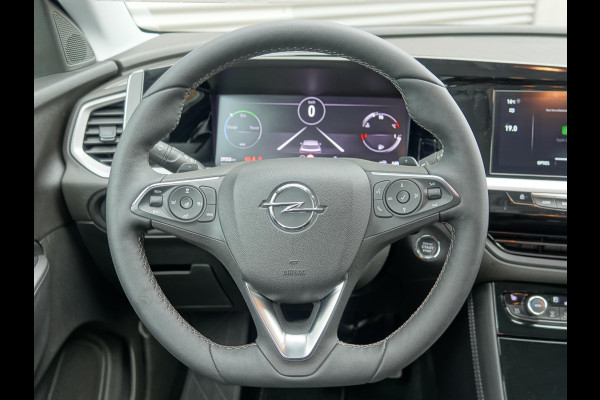 Opel Grandland 1.2 Turbo Hybrid GS Leder interieur Opel Grandland 1.2 Turbo Hybrid GS Leder interieur