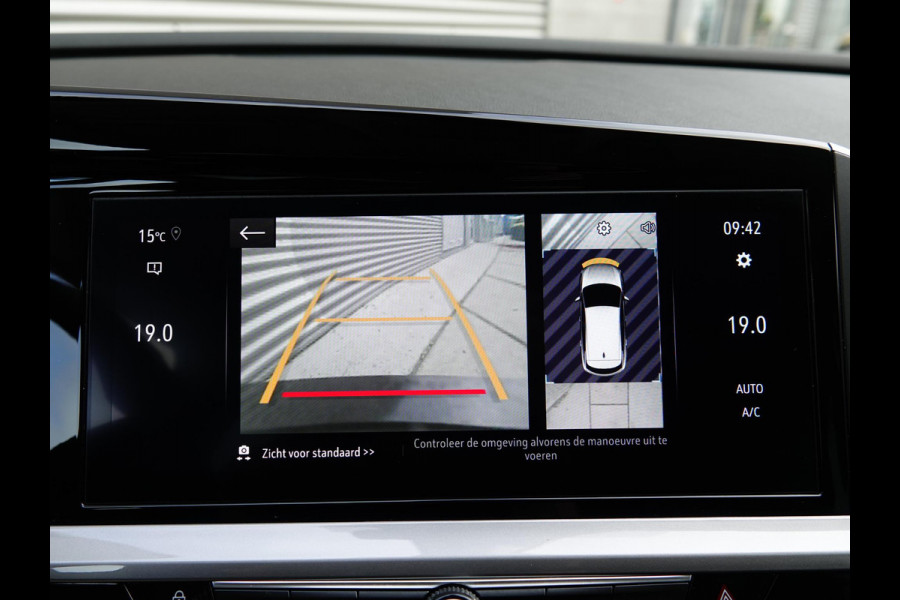 Opel Grandland 1.2 Turbo Hybrid GS Leder interieur Opel Grandland 1.2 Turbo Hybrid GS Leder interieur