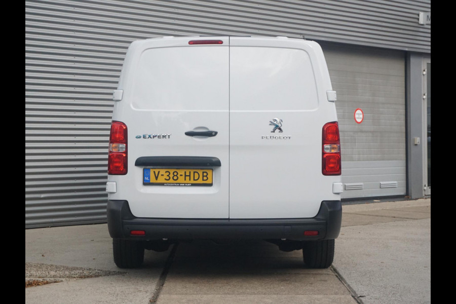 Peugeot e-Expert L3 75 kWh | navi incl. Apple Carplay | camera | Comfort tussenschot | airco | cruise control | rijklaarprijs Peugeot e-Expert L3 75 kWh | navi incl. Apple Carplay | camera | Comfort tussenschot | airco | cruise control | rijklaarprijs