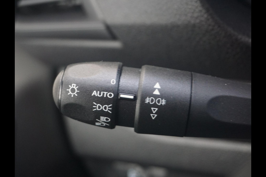 Peugeot e-Expert L3 75 kWh | navi incl. Apple Carplay | camera | Comfort tussenschot | airco | cruise control | rijklaarprijs Peugeot e-Expert L3 75 kWh | navi incl. Apple Carplay | camera | Comfort tussenschot | airco | cruise control | rijklaarprijs